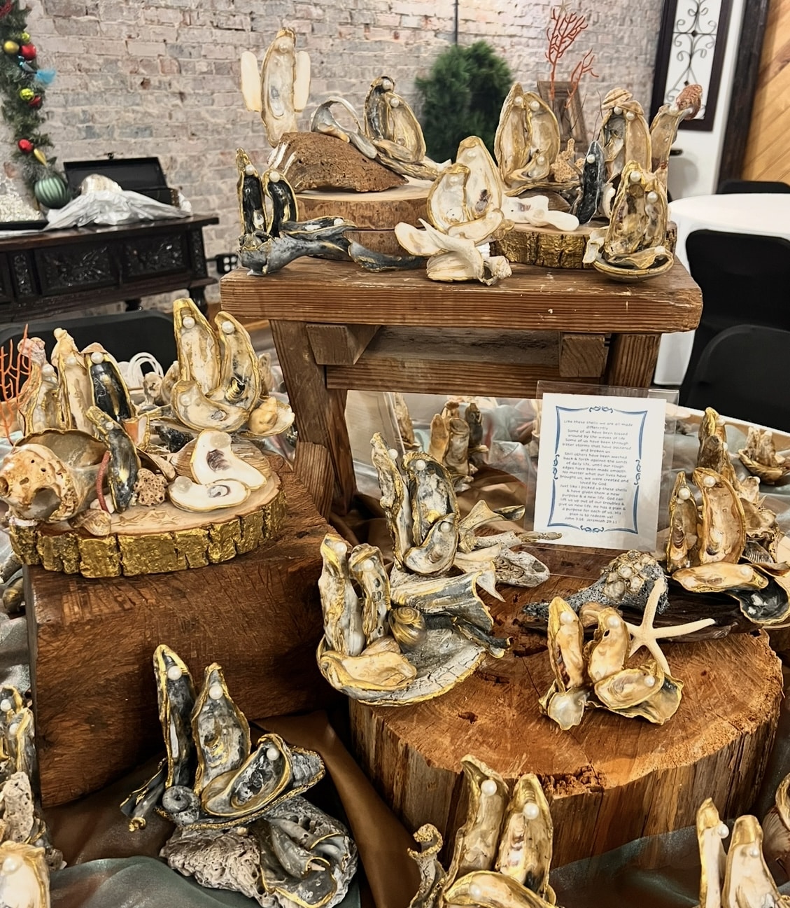 a bunch of items that are on display